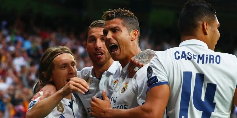 Ronaldo thi đấu cho đội nào - Đỉnh cao tại Real